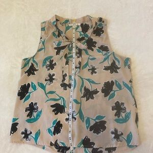 Sleeveless pussybow (bundle for cheap)